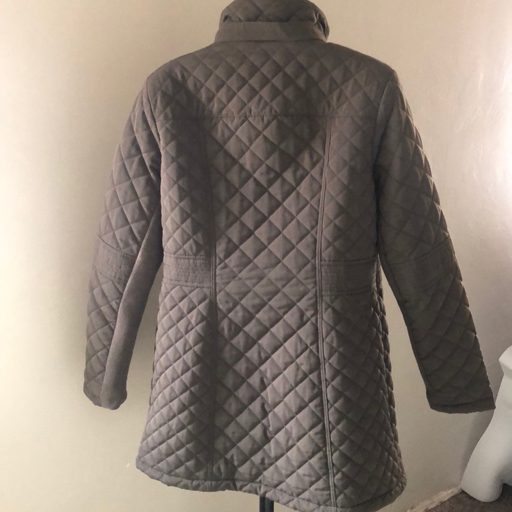 Olive green jacket - Picture 4 of 7